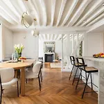 Wonderful apartment 3bedr Saint Honoré