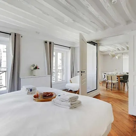 Appartamento Wonderful 3bedr Saint Honoré Parigi